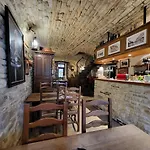 Saint Martin- Logis Et Restaurant 3*