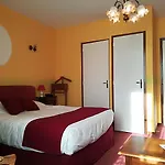 Saint Martin- Logis Et Restaurant