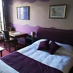 Hotel Saint Martin- Logis Et Restaurant