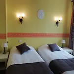 Saint Martin- Logis Et Restaurant Szálloda Creully sur Seulles