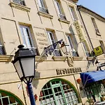 Saint Martin- Logis Et Restaurant Hotel Creully sur Seulles