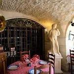 Saint Martin- Logis Et Restaurant Hotel 3*