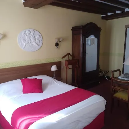 Saint Martin- Logis Et Restaurant