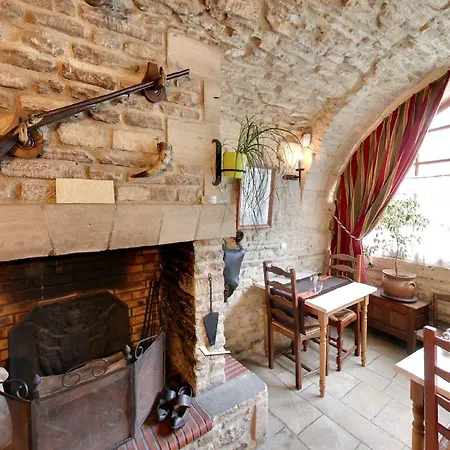 Saint Martin- Logis Et Restaurant 3*