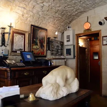 Saint Martin- Logis Et Restaurant 3* Creully sur Seulles
