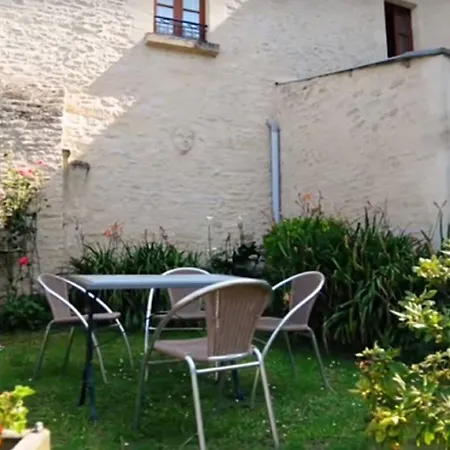 Saint Martin- Logis Et Restaurant فندق Creully sur Seulles