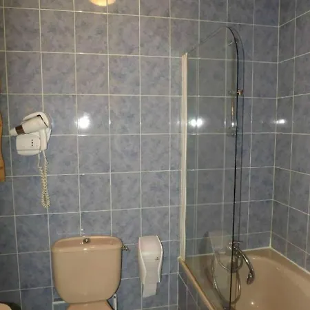 Hotel Saint Martin- Logis Et Restaurant 3*