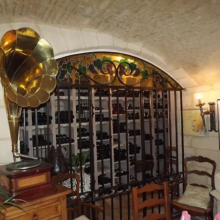 Saint Martin- Logis Et Restaurant فندق Creully sur Seulles