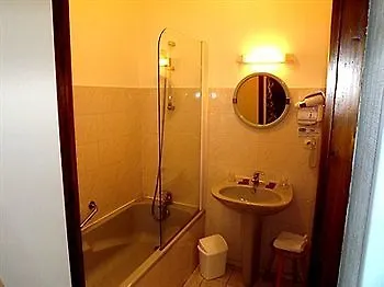 Hotel Saint Martin- Logis Et Restaurant Creully sur Seulles