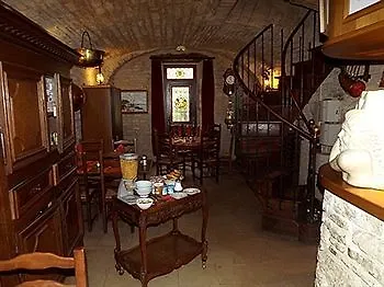Hotel Saint Martin- Logis Et Restaurant Creully sur Seulles