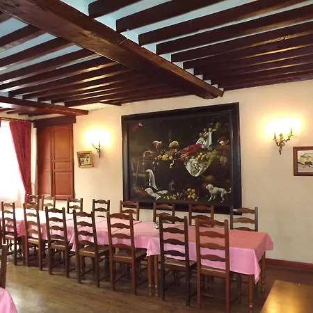 Saint Martin- Logis Et Restaurant 3*