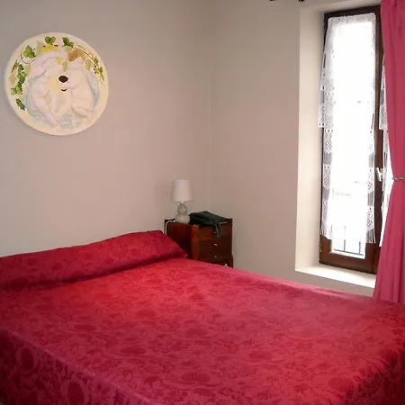 Saint Martin- Logis Et Restaurant Hotel 3*