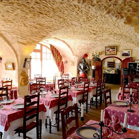 فندق Saint Martin- Logis Et Restaurant 3*