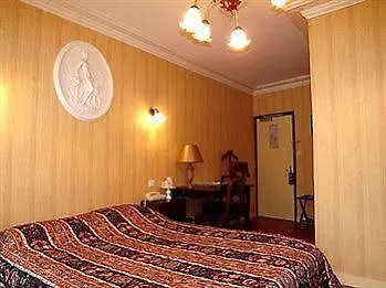 Saint Martin- Logis Et Restaurant 3*