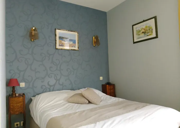 Hotel Saint Martin- Logis Et Restaurant 3*