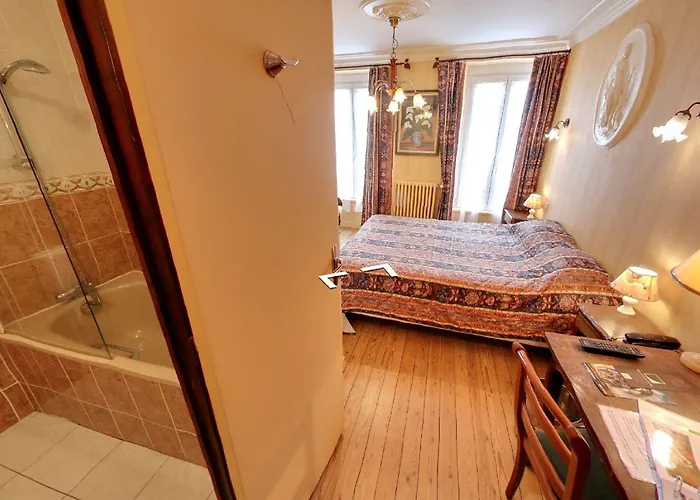 Saint Martin- Logis Et Restaurant