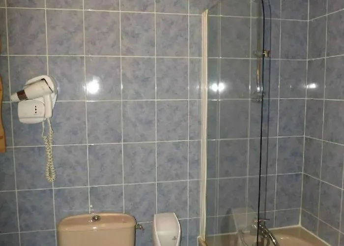 Hotel Saint Martin- Logis Et Restaurant 3*