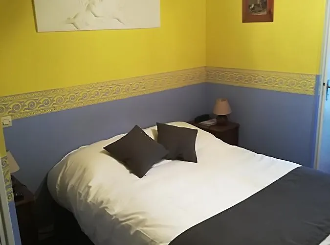 Saint Martin- Logis Et Restaurant Creully sur Seulles