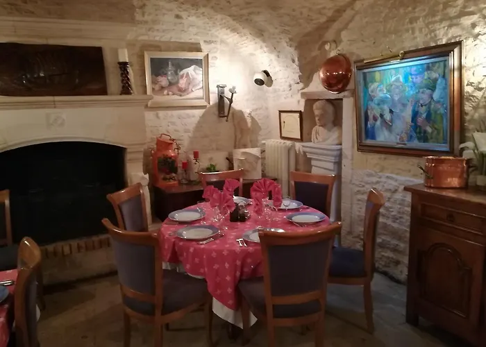 Saint Martin- Logis Et Restaurant Hotel