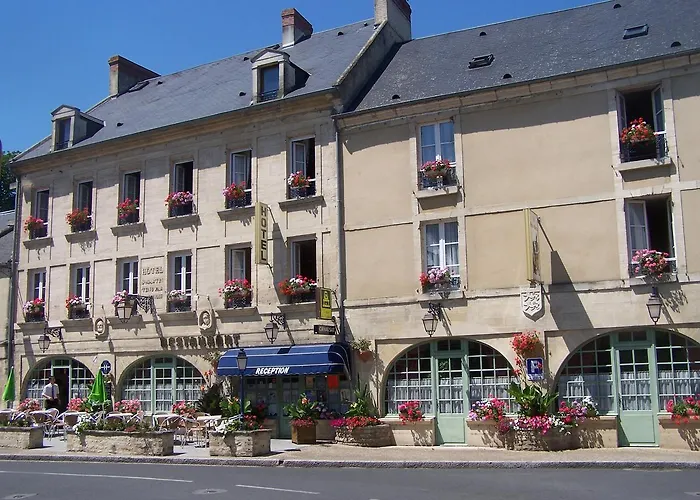 Saint Martin- Logis Et Restaurant Hotel 3*